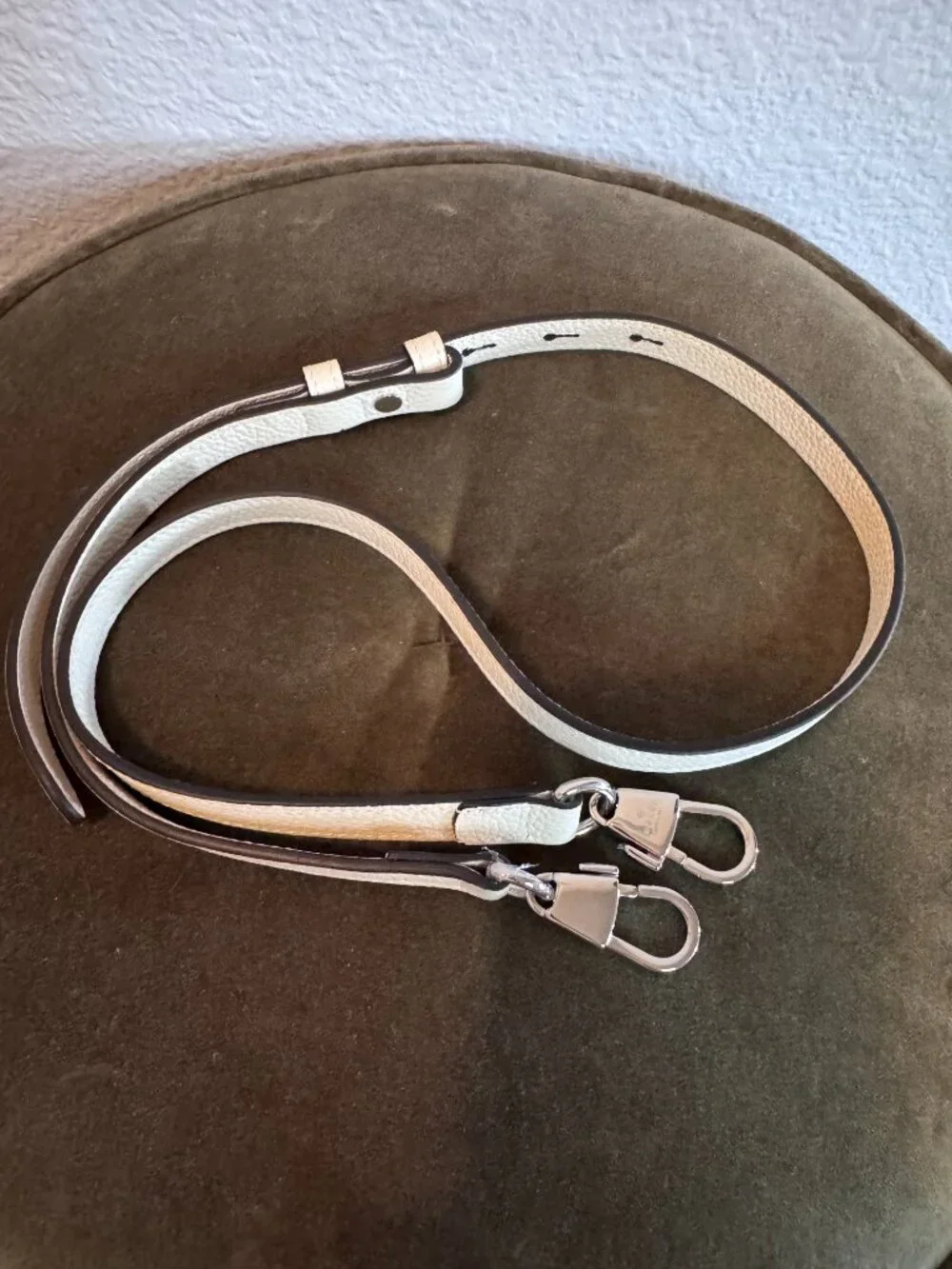 Gucci Zumi White Leather Top Handle Bag Crossbody